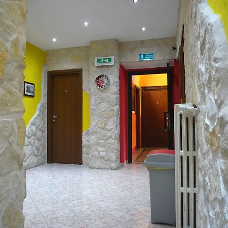 Hostel California Mediolan