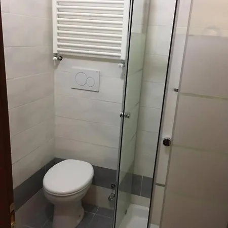 Hostel California