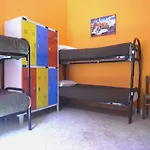 Hostel California *