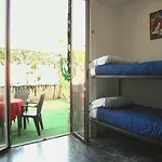 California Hostel