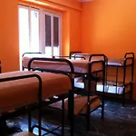 Hostel California *
